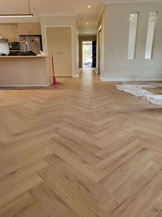 H4416 Herringbone Blackbutt