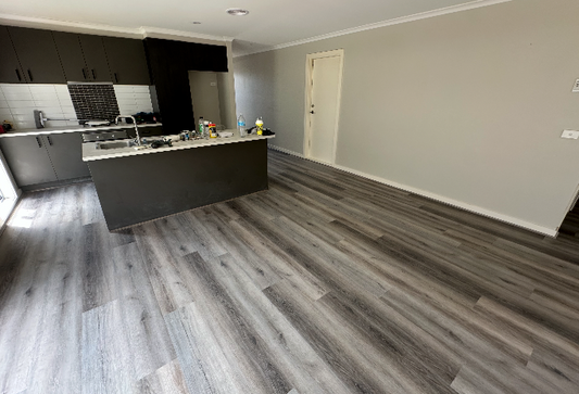 Hybrid 7017 - Grey Oak