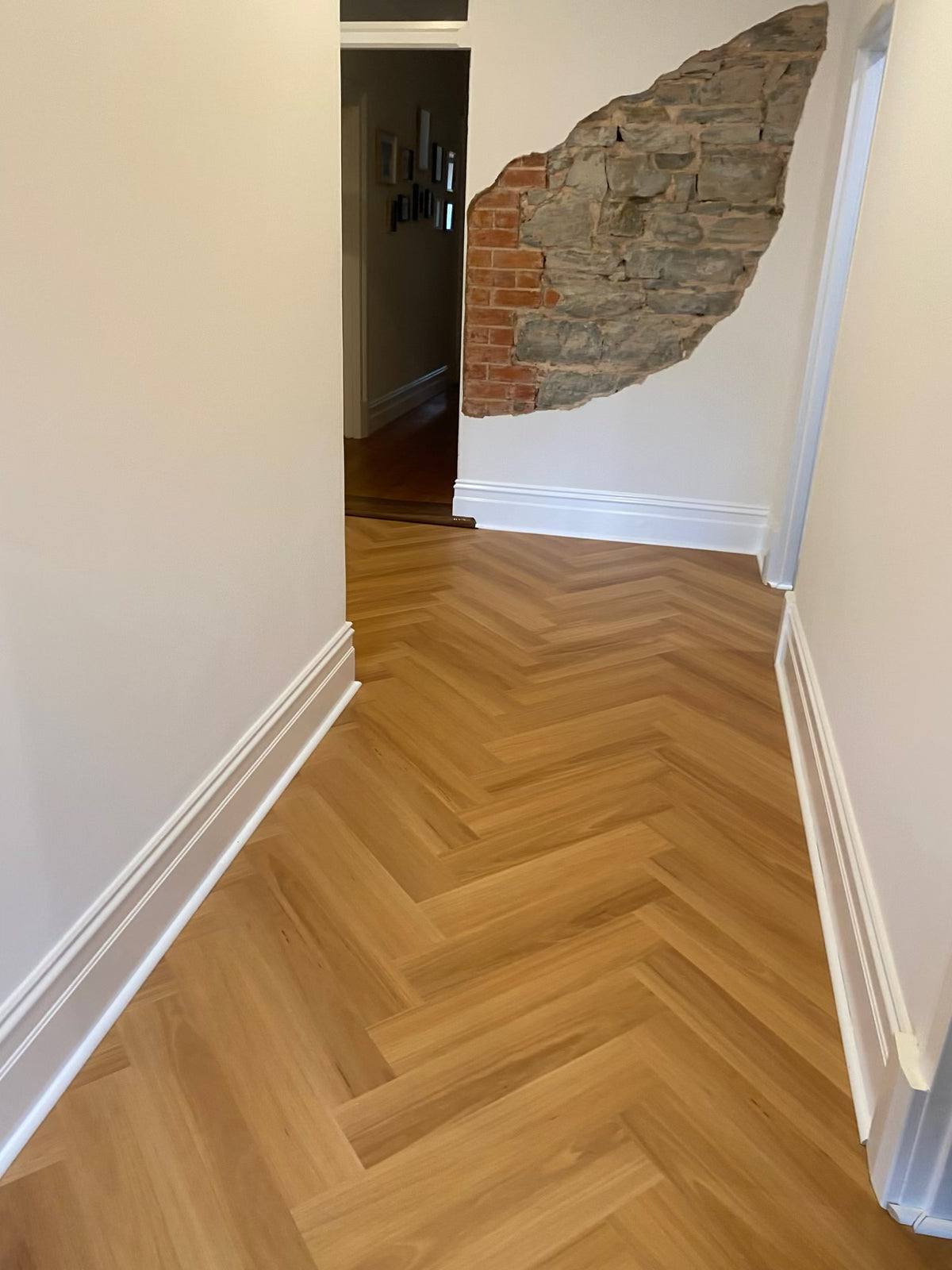 H4416 Herringbone Blackbutt