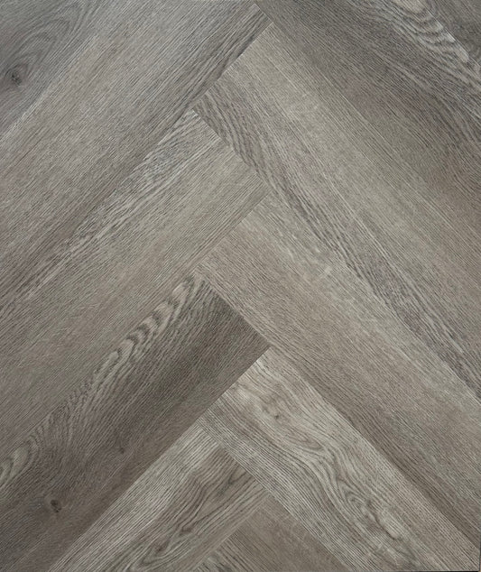 H4418 Herringbone Hatton Oak