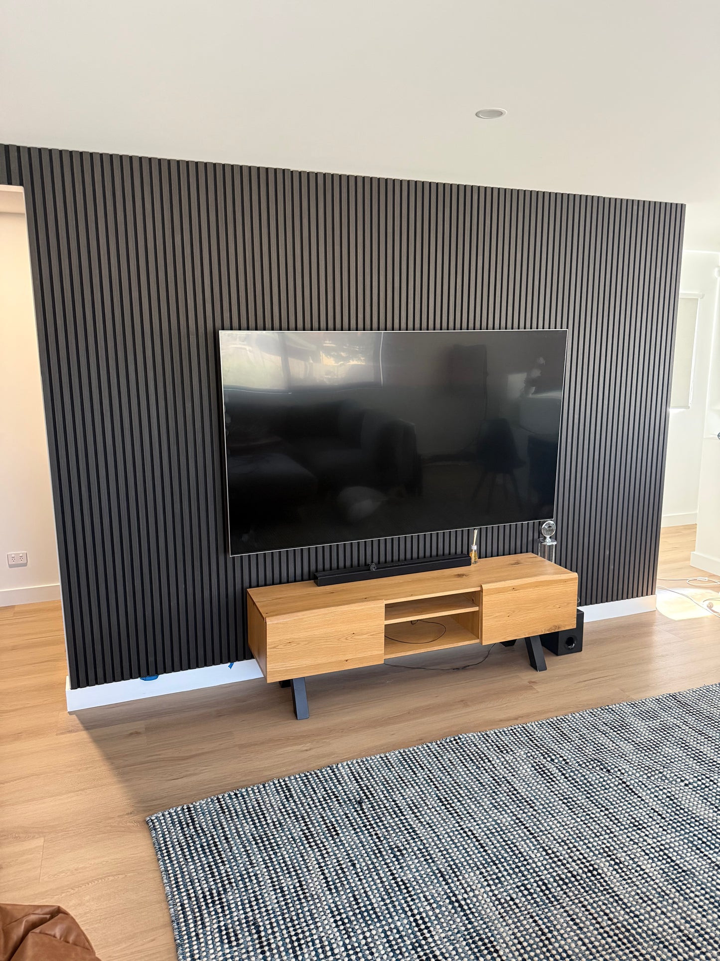 BLACK OAK VENEER ACOUSTIX