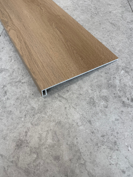 HYBRID STEP TREAD - CLASSIC OAK